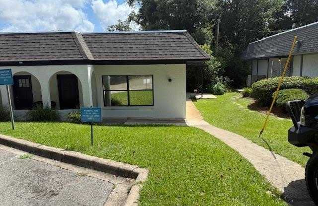 Photo of 1706 Riggins Road