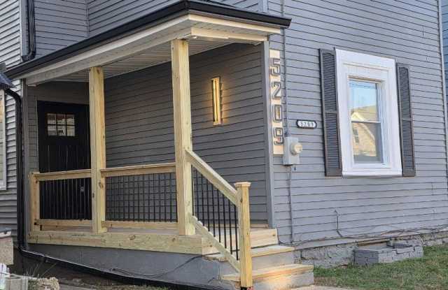 Photo of 5209 Warren Avenue