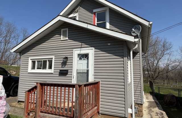 2521 15th Street Southwest