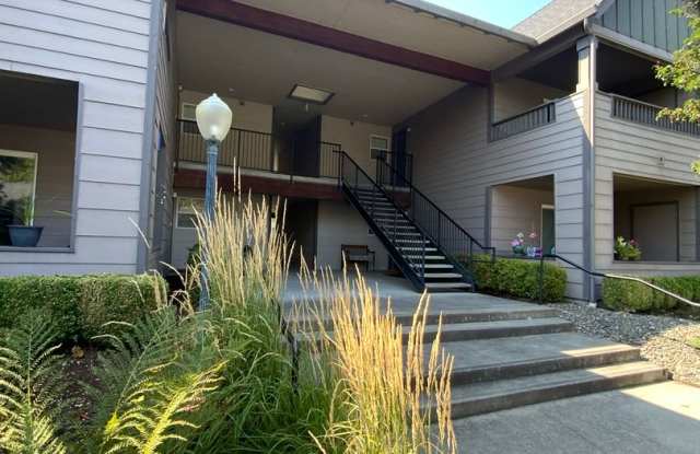 Holiday Move-in Special! Modern 2B, 2Ba Condo in Exclusive Gated Community!