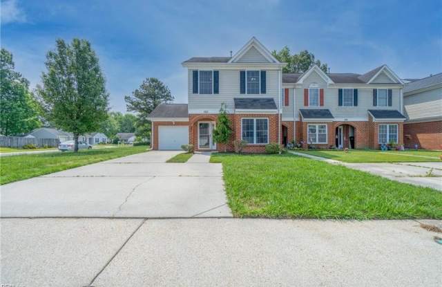 2327 Charing Cross Road