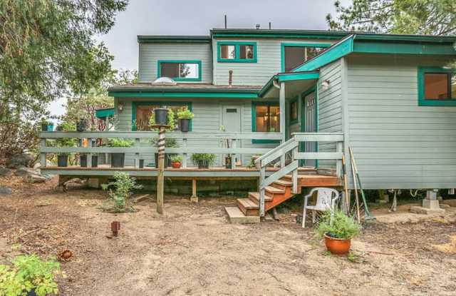 Photo of Large beautiful home in Idyllwild