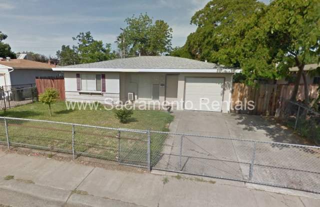 A Charming 3bd/1ba Fruitridge Manor Area Home with Garage - 5934 69th Street, Sacramento, CA 95824