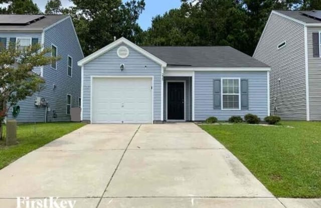 215 Coosawatchie Street - 215 Coosawatchie Street, Summerville, SC 29485