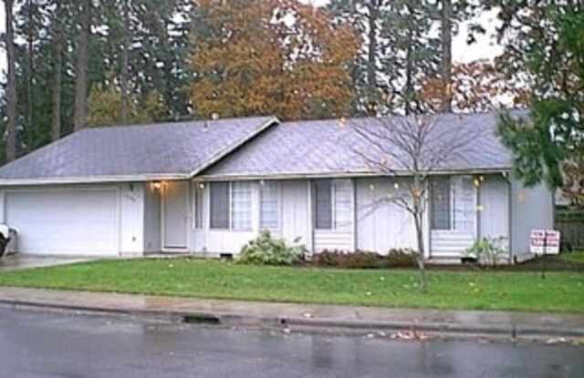 Photo of 1333 SW 178th Avenue ~ Excellent Newly Refreshed Home!