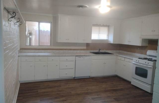 Big House on a Big Fenced Lot on the West Side of Jacksonville