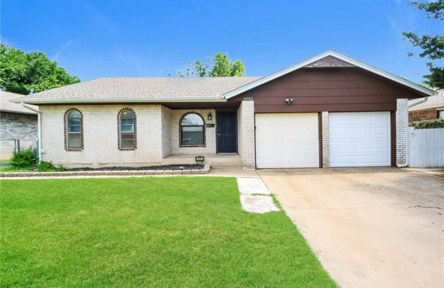 1052 NW 6th Place - 1052 Northwest 6th Street, Moore, OK 73160