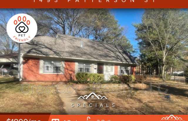 1493 Patterson St