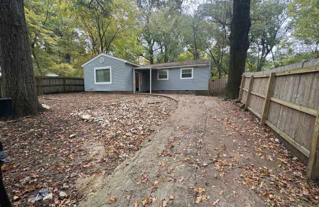 Photo of 2708 Windsor Pkwy