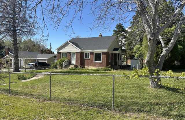 1682 East 22nd Street