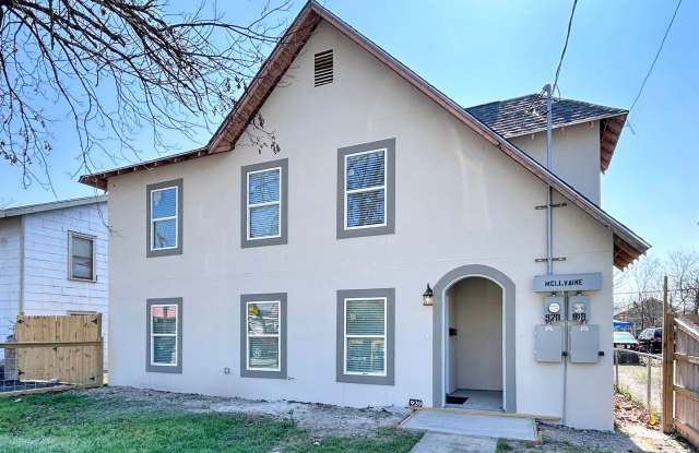 Photo of Newly Renovated 2-Bedroom Duplex