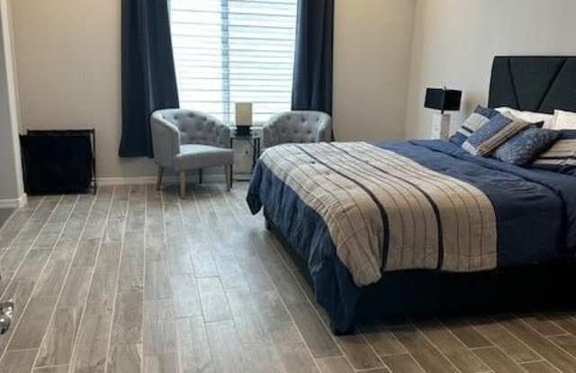 8621 W PALO VERDE Drive