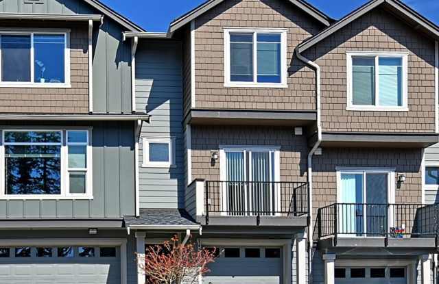 Available Now | Spacious 3BR Northlake Court Townhome with Garage & Private Balcony