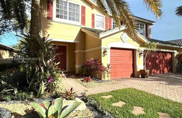 3922 W Whitewater Ave