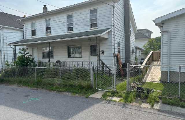 211 Gould Street - 1