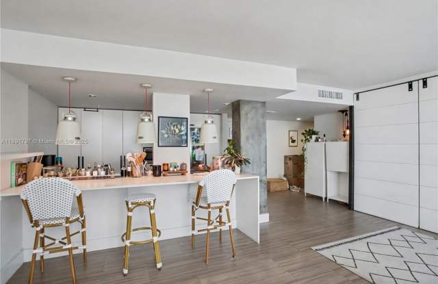 10000 W Bay Harbor Dr