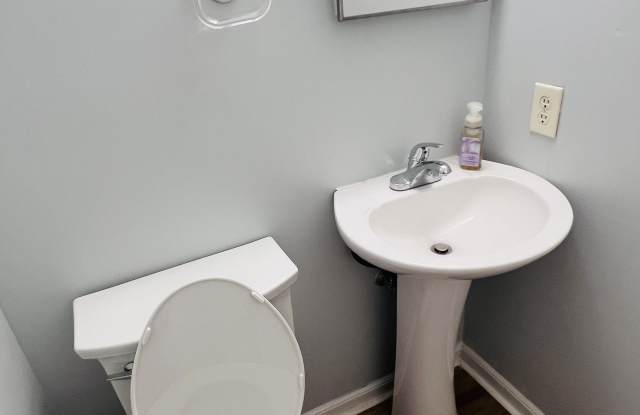 10211 Ridgeline Drive