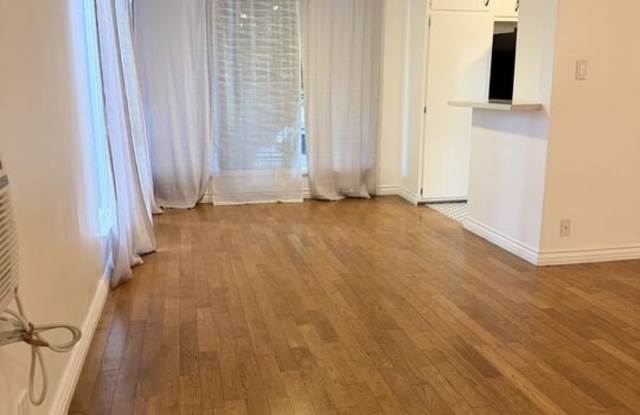 6013 Carlton Way unit: 1