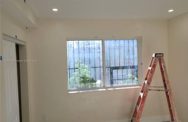 Photo of 150 NE 82nd Terr