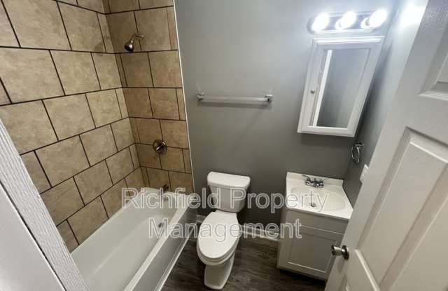 2850 North Chester Avenue