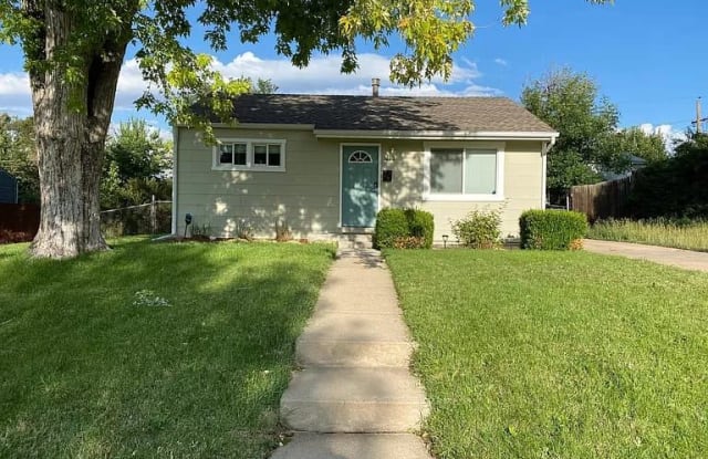 1660 S Quieto Ct - 1660 South Quieto Court, Denver, CO 80223