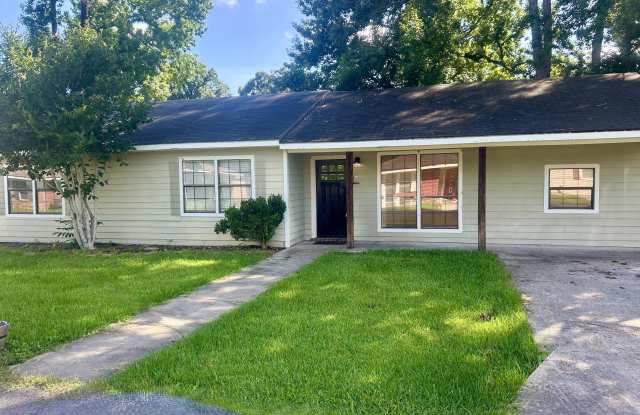 112 Redwood Drive