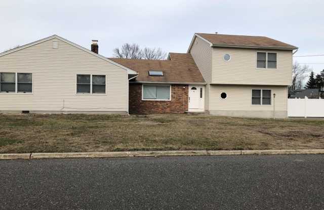 Photo of 8 Dwight Drive