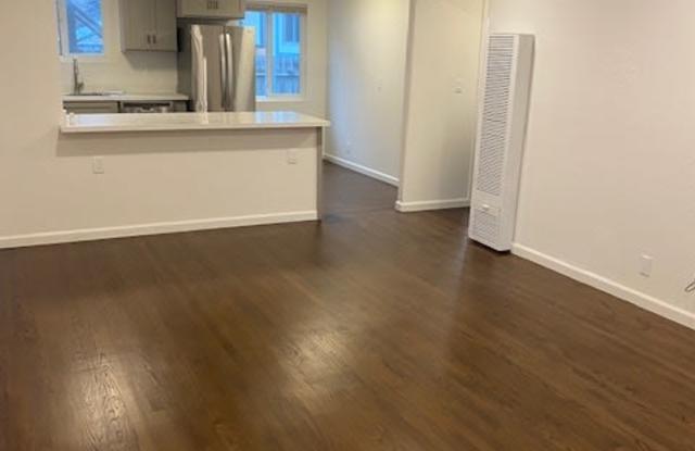 2420 Humboldt Avenue