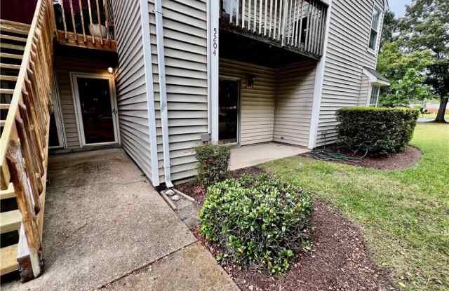 5204 Breezewood Arch