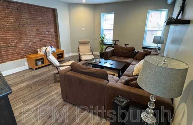 Photo of 5148 Dearborn St