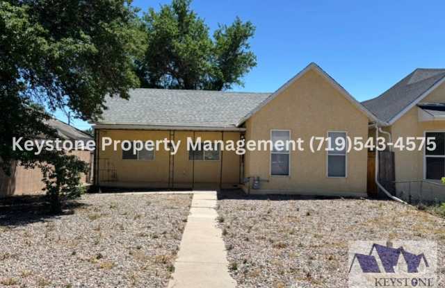 Near Parkview Hospital 3 Bed, 1 Bath Home W/D, Dishwasher Included $1600/$1600