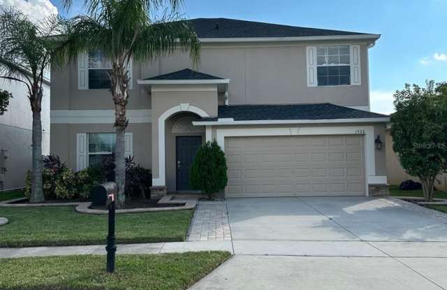 1900 THETFORD CIRCLE