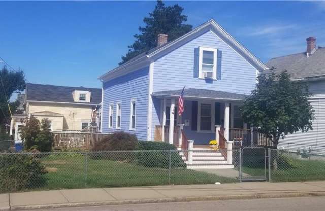 96 Van Zandt Avenue