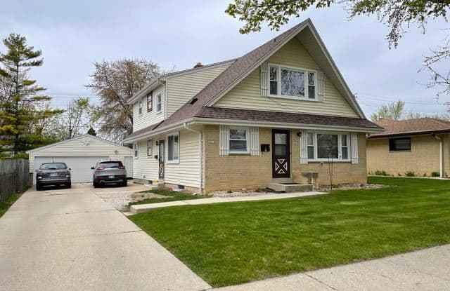 3601 South 91st Street Upper - 3601 South 91st Street, Milwaukee, WI 53228