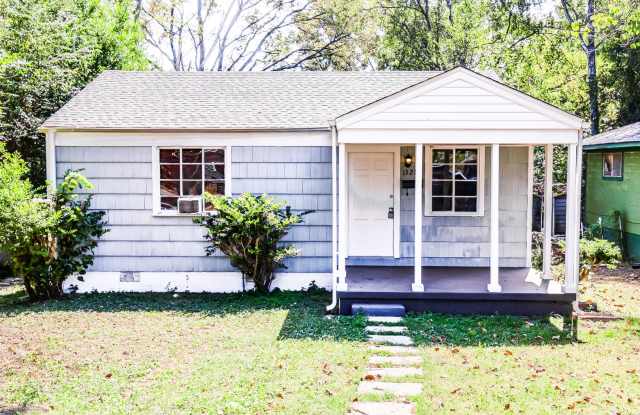 2BR Cozy Ensley Home