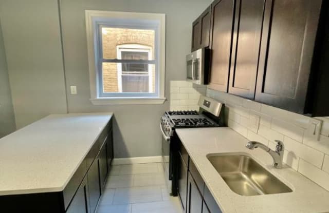 31 Corbin Ave 3B - 31 Corbin Avenue, Jersey City, NJ 07306