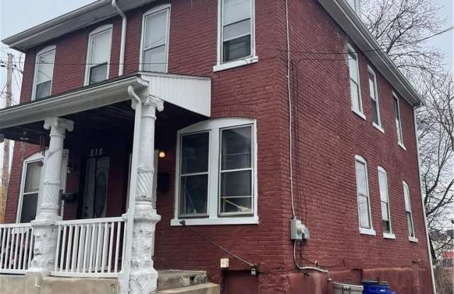 513 Spruce Street