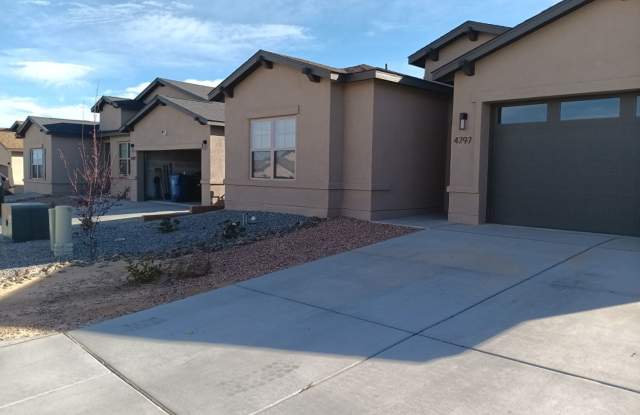 3 Bedroom, 2.5 Bathroom Home! Schedule a Showing Today!