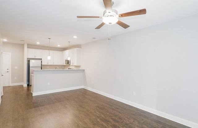 1220 Pleasant Ridge Rd Unit C11