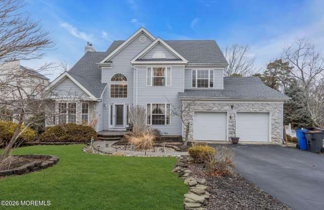107 Shenandoah Boulevard