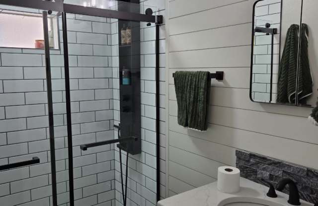 2336 Sabastian Street