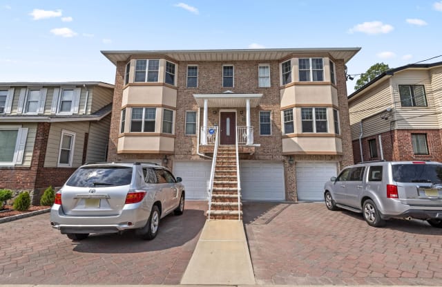 2183 EDWIN AVE - 2183 Edwin Avenue, Fort Lee, NJ 07024