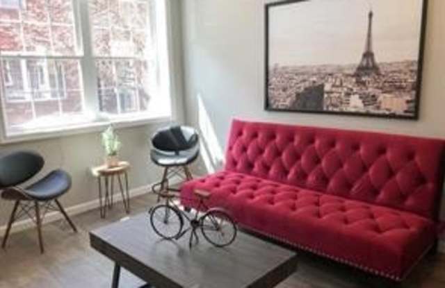Photo of 743 CLYMER