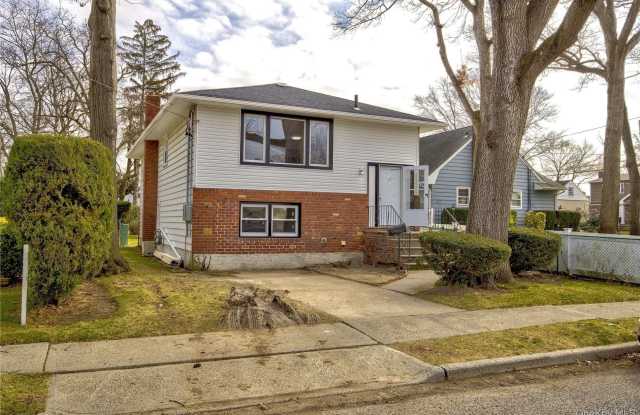 207 Catherine Avenue