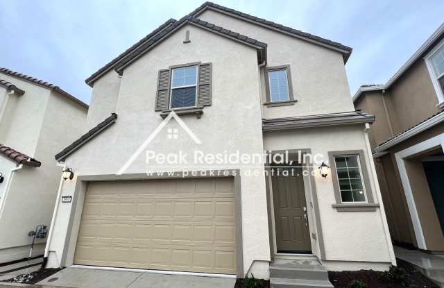 Photo of Beautiful Elk Grove 3bd/2.5ba Home with 2 Car Garage