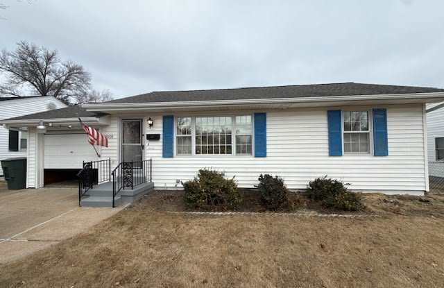 Photo of 1001 Loekes Drive