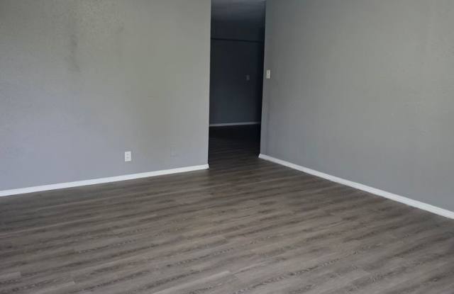 Photo of LIMITED TIME**NO APPLICATION FEE**1/2 OFF DEPOSIT**