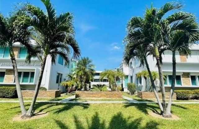 Photo of 10178 Collins Ave