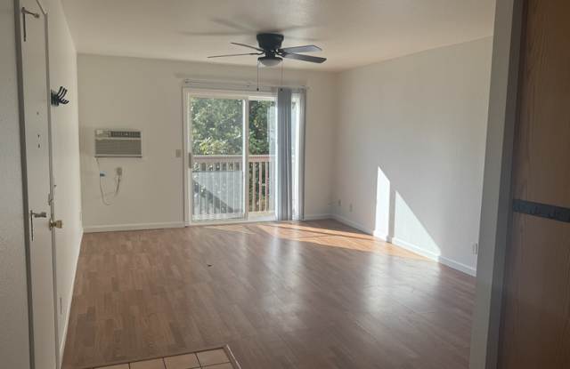 7408 Santa Ysabel Ave