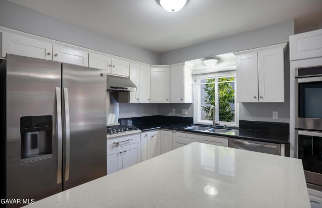 Photo of 3114 E Ave Q12